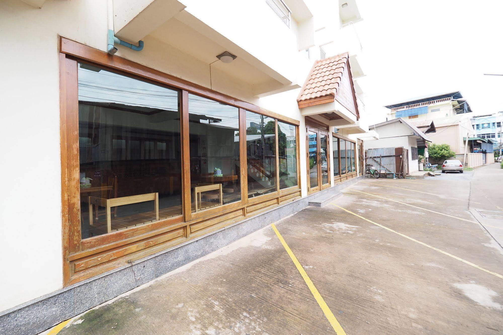 Fah Place Hotel Nan Kültér fotó